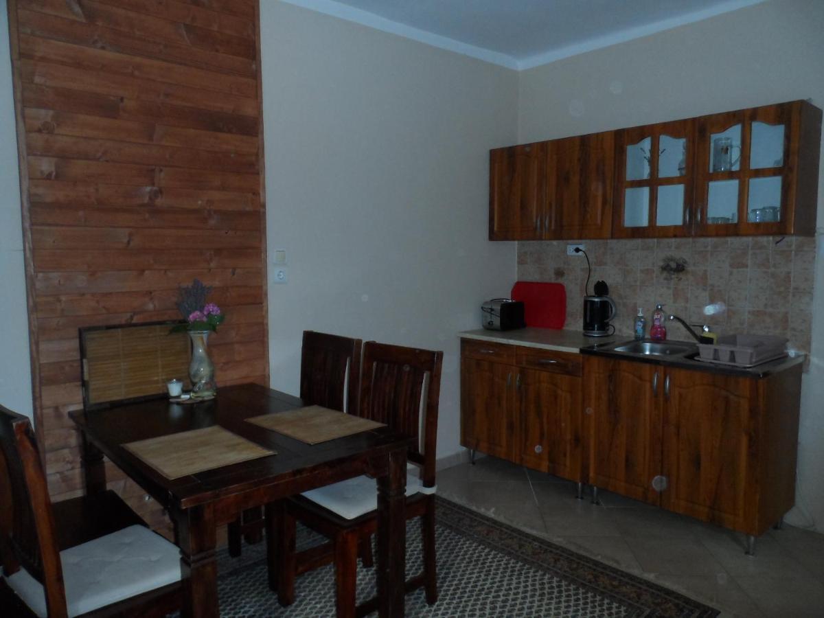 Almagyar Vendeghaz Hotel Eger Buitenkant foto
